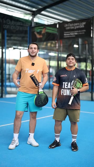 Pareja del Equipo HILOP en cancha